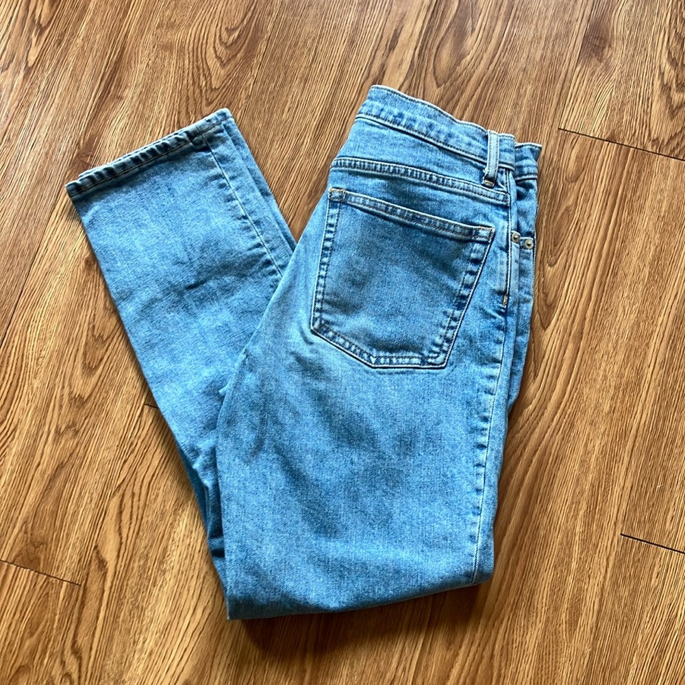 💙Everlane Original Cheeky Jean sz 27 Like New💙